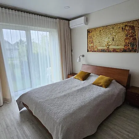 Pavilnis House Vakantiehuis Vilnius